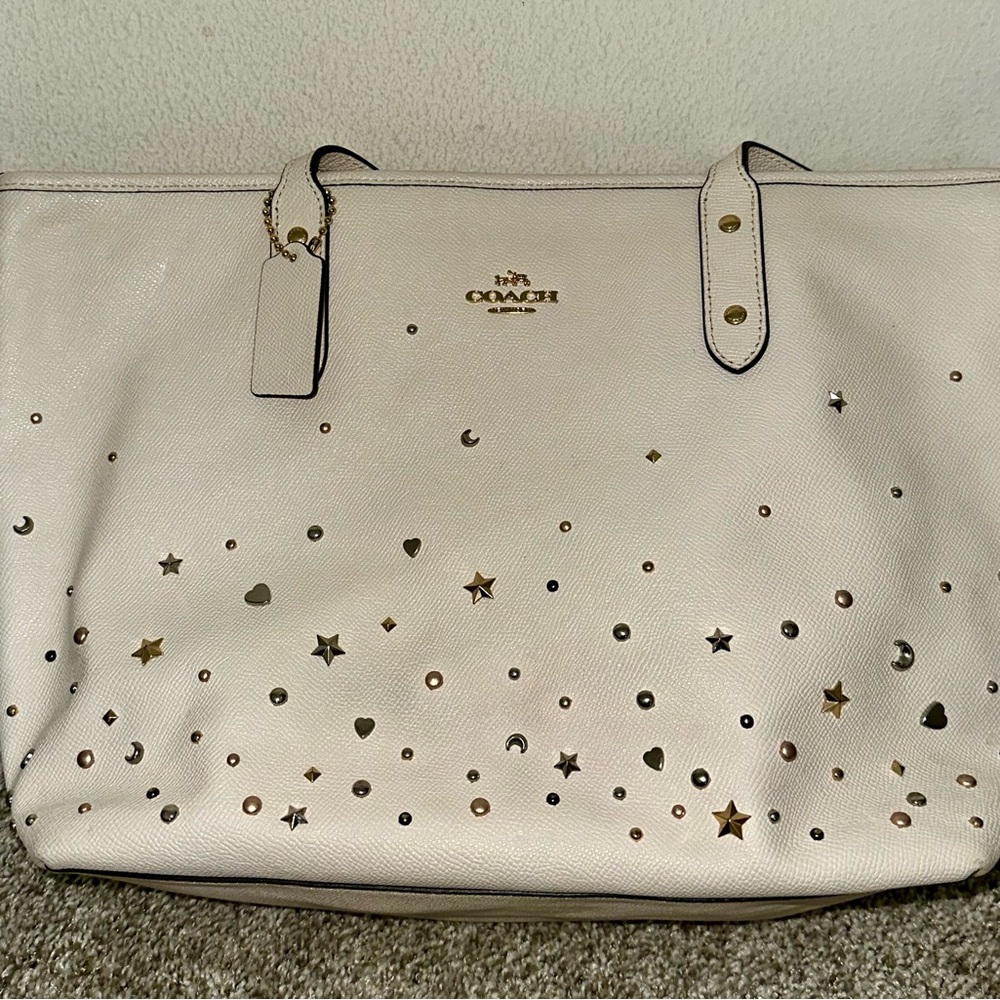 Coach White Leather Tote with Gold Star & Stud Accents - Picture 4 of 6